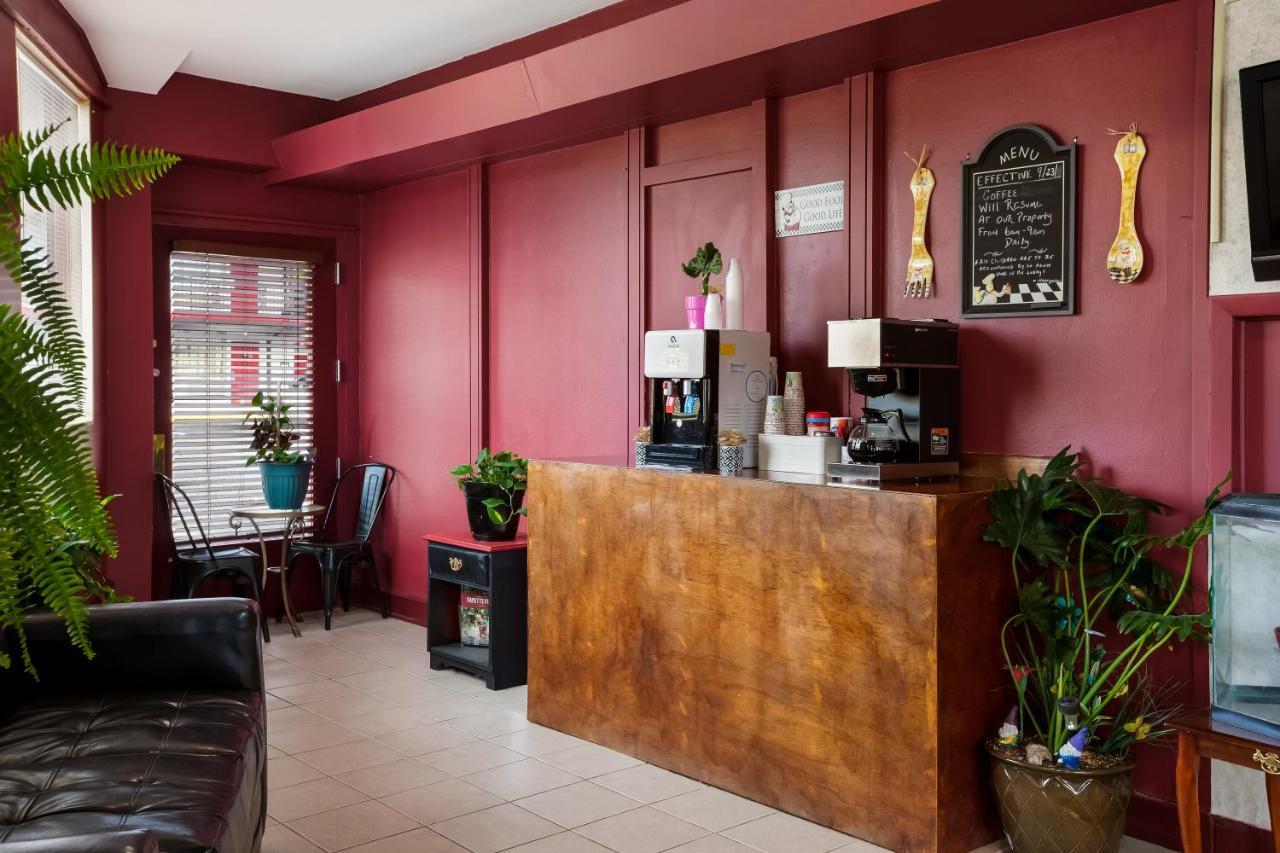 Knights Inn Fayetteville - Fort Bragg Екстер'єр фото